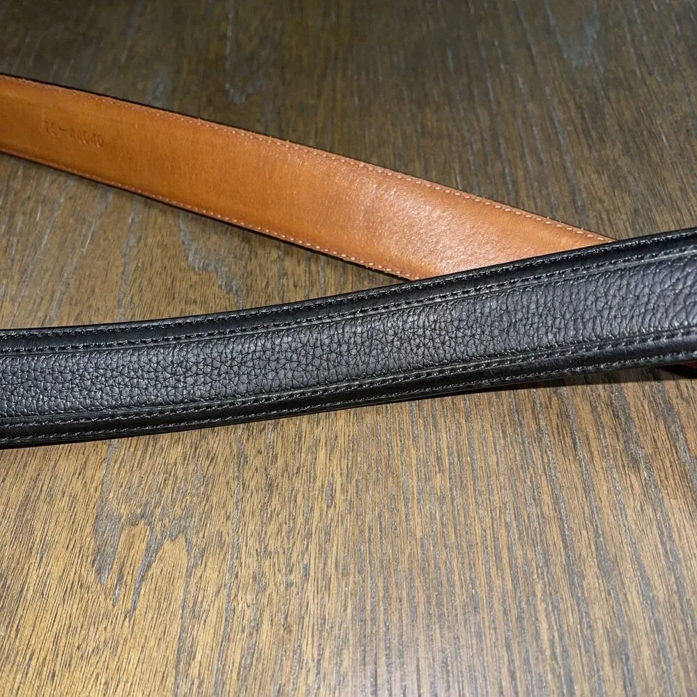 Johnston & Murphy Black Leather Dress Belt Size 40 Silver Buckle